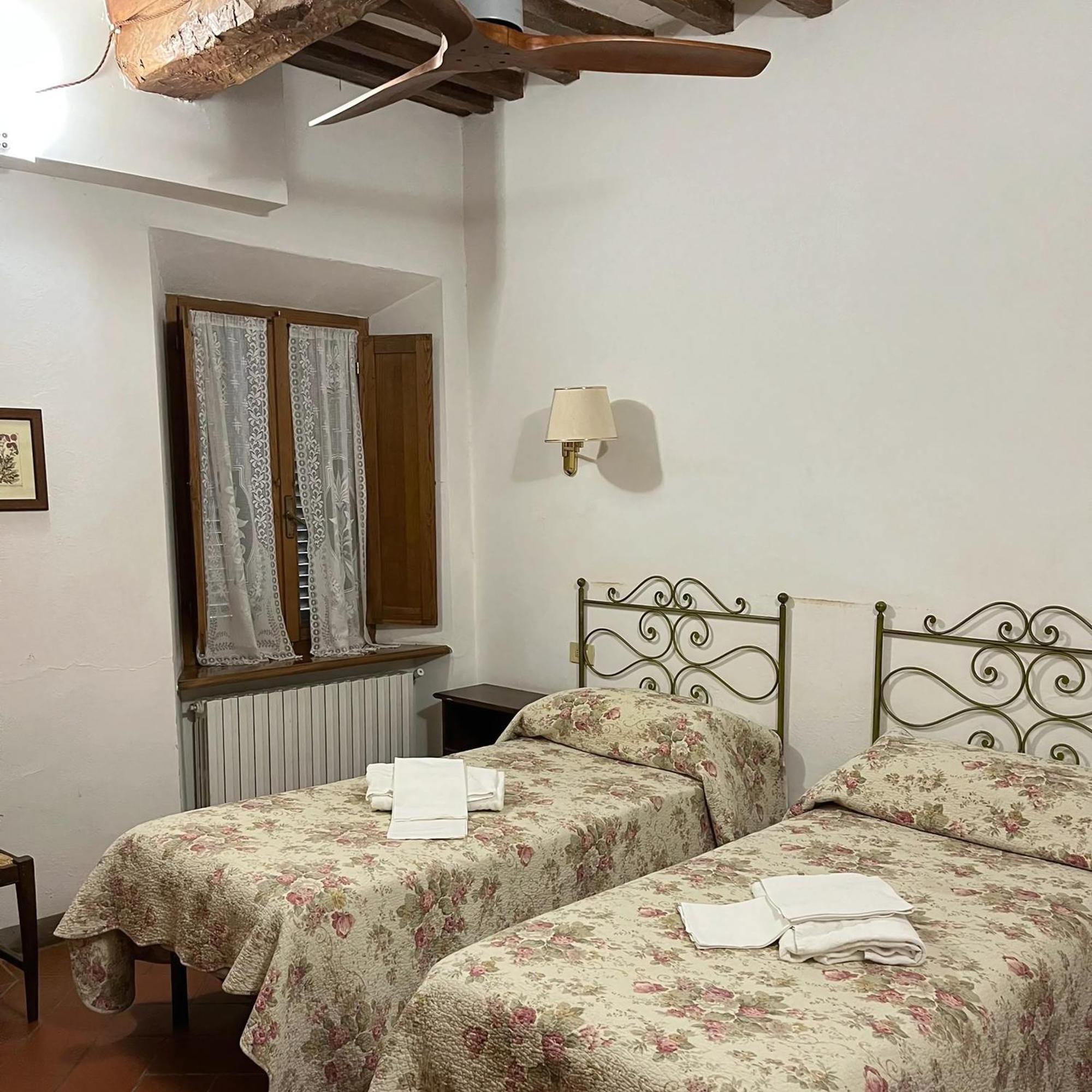 Locanda Il Pino San Gimignano Eksteriør bilde